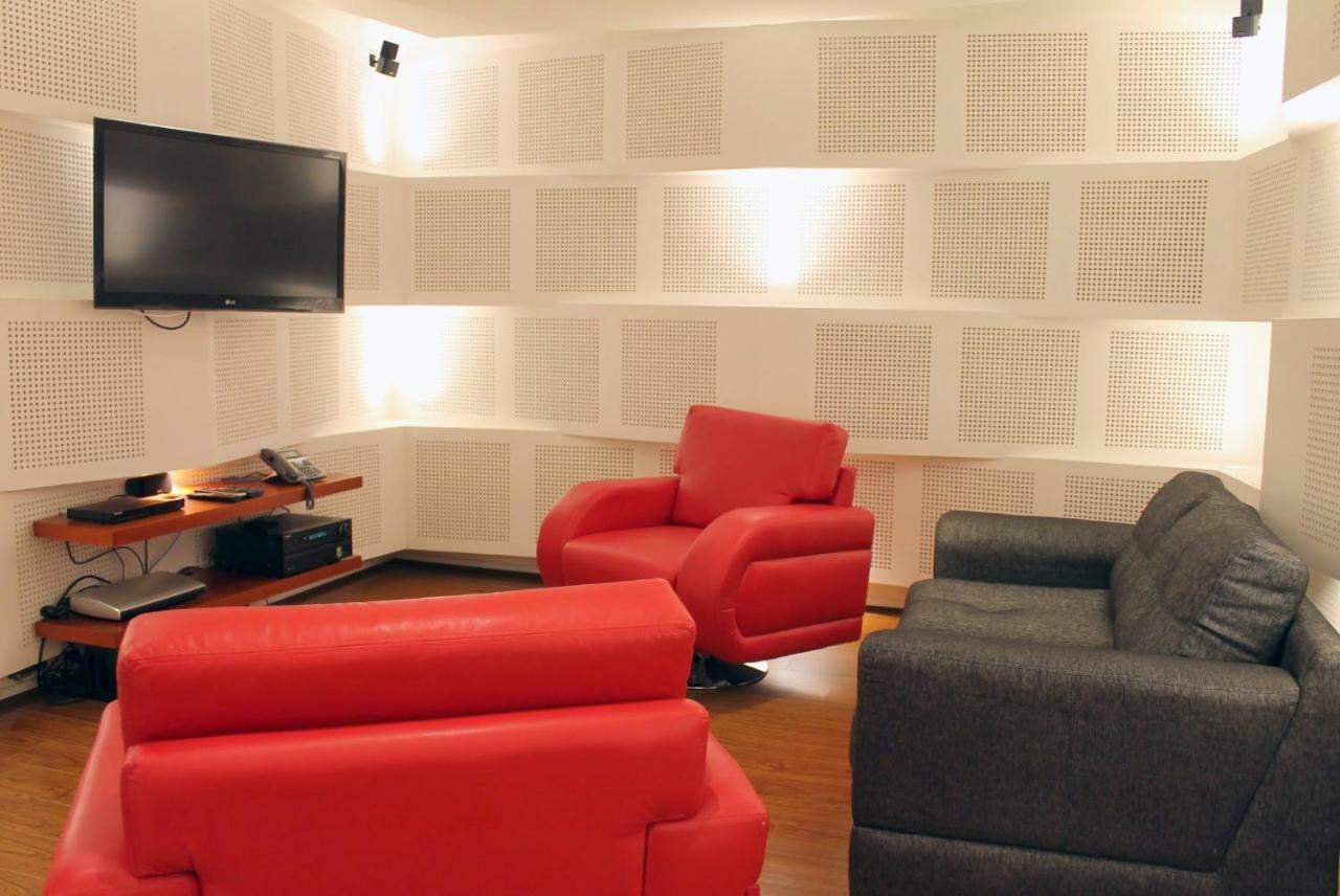 Quo Quality Hotel Manizales Extérieur photo A home theater